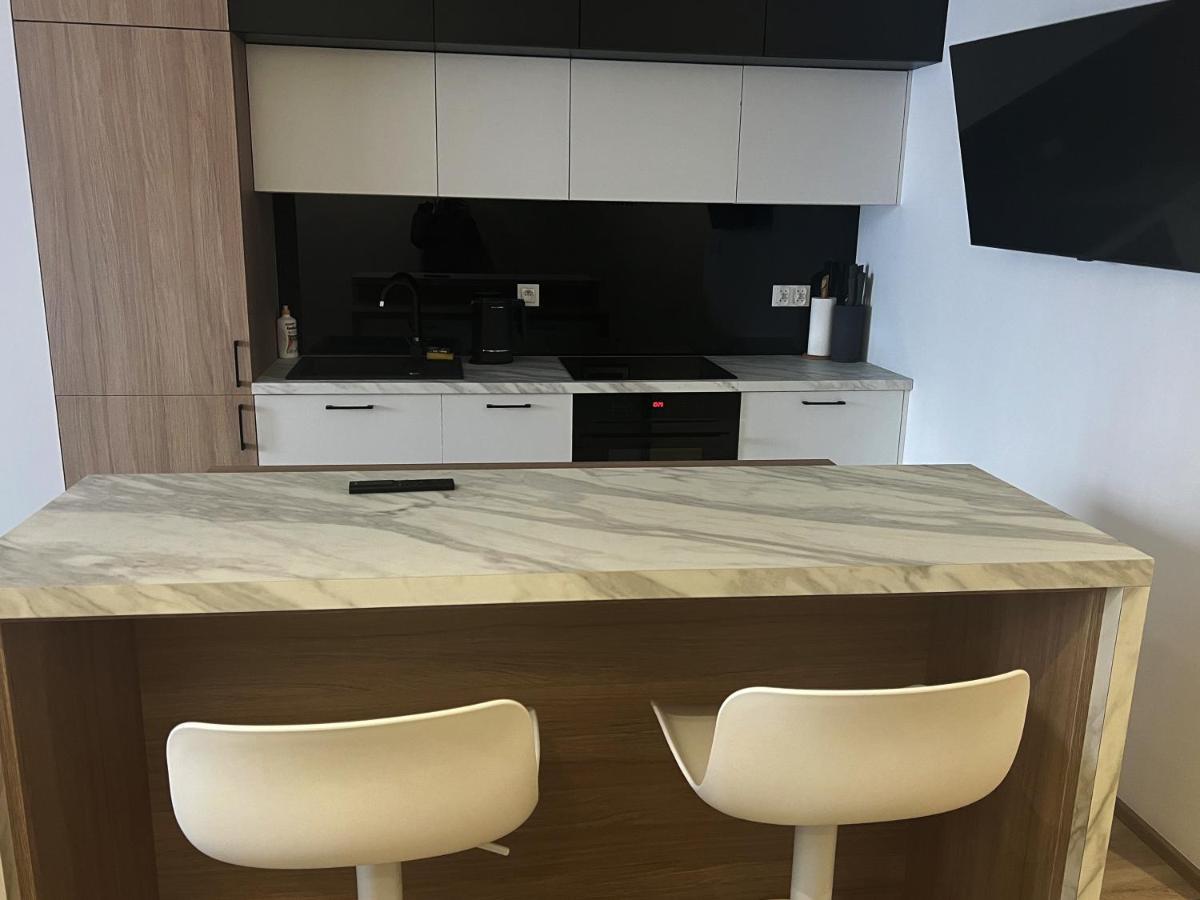 Amsterdam - Nowy Apartament W Centrum Z Prywatnym Zadaszonym Parkingiem Nowy Targ Bagian luar foto